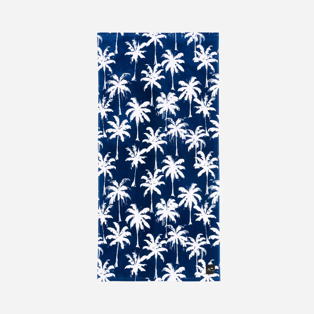 LUCA_BEACHTOWEL_BLUE_FLAT_1080x_6981c71d-1cae-4420-9573-8b63a1ae1928.webp